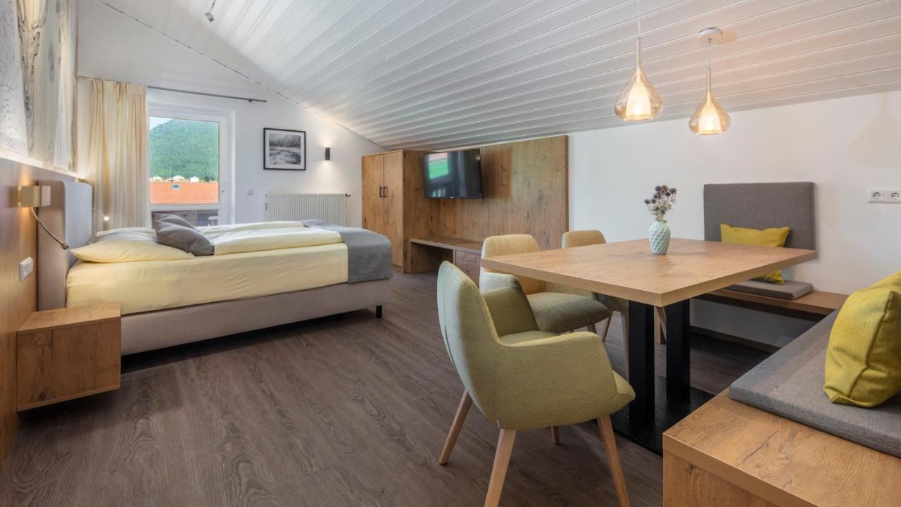 Aparthotel Chiemgaufuchs - Chiemgaukarte Neu Ab Mai 2025! Инцелль Экстерьер фото